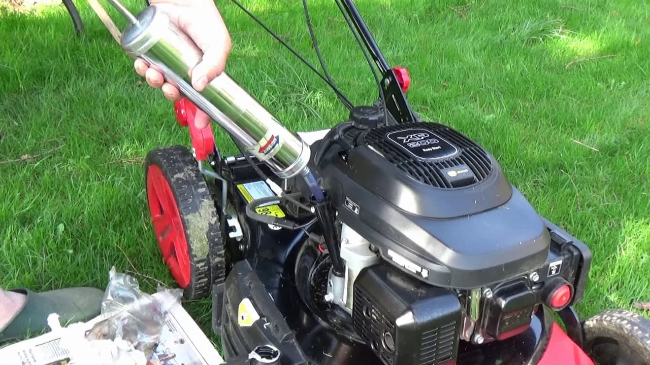 Jak odpalić traktorek kosiarkę bez rozrusznika - proste metody uruchomienia